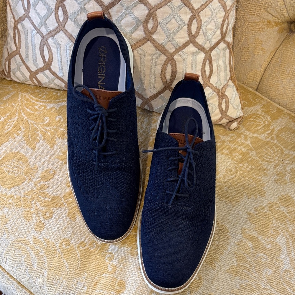 COLE HAAN Original Grand Oxford Sneaker/Shoe